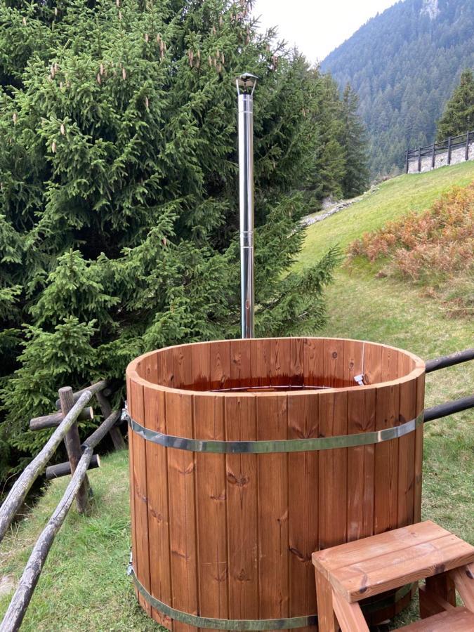Do-Minus Boutique Home & Private Spa Ca Pedrot Mountain Cottage Monte Carasso Exterior foto